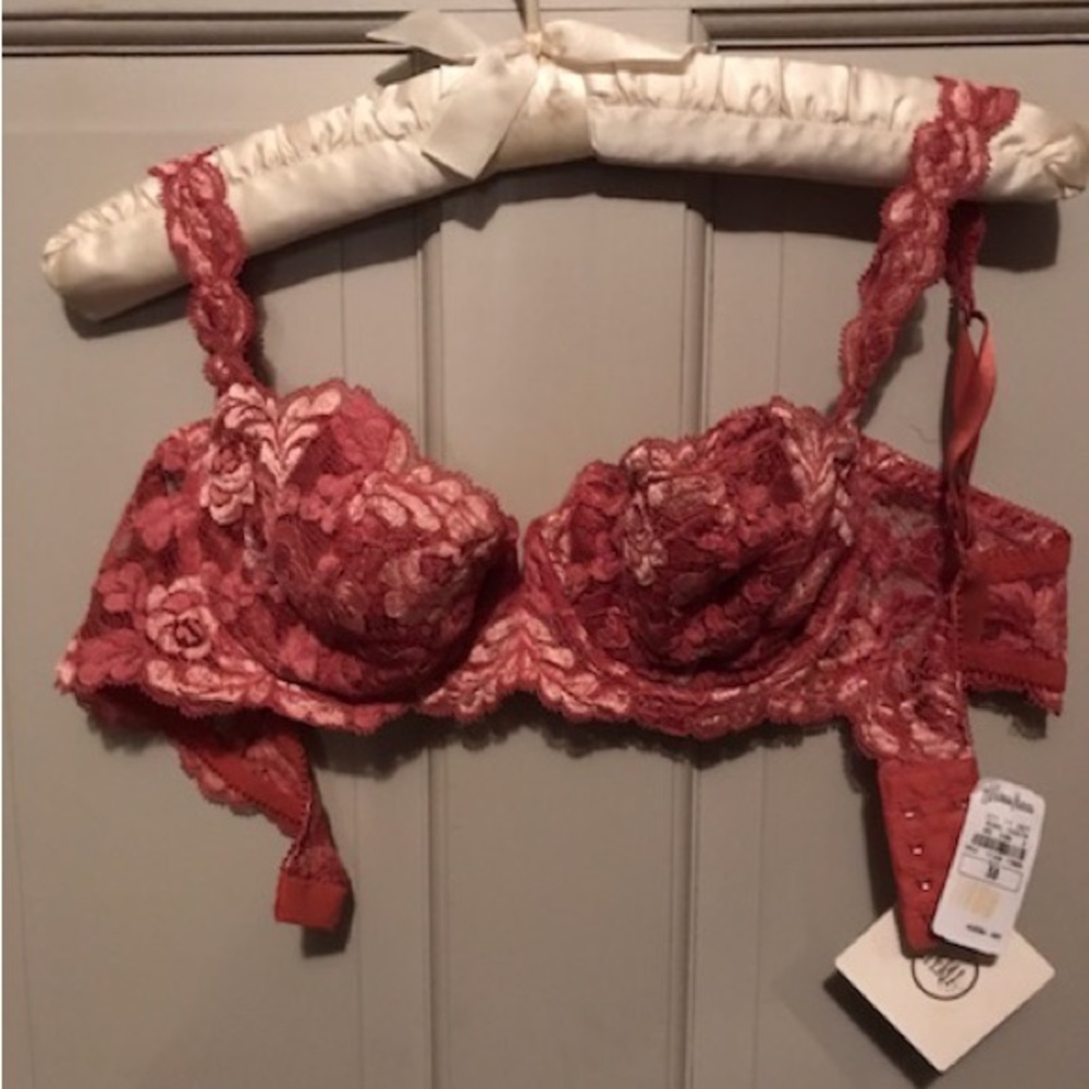 LaPerla Burnt orange lace bra and thong set made in italy.